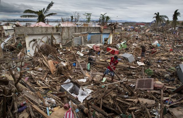 Typhoon Haiyan hits the Philippines -Arie Kievit